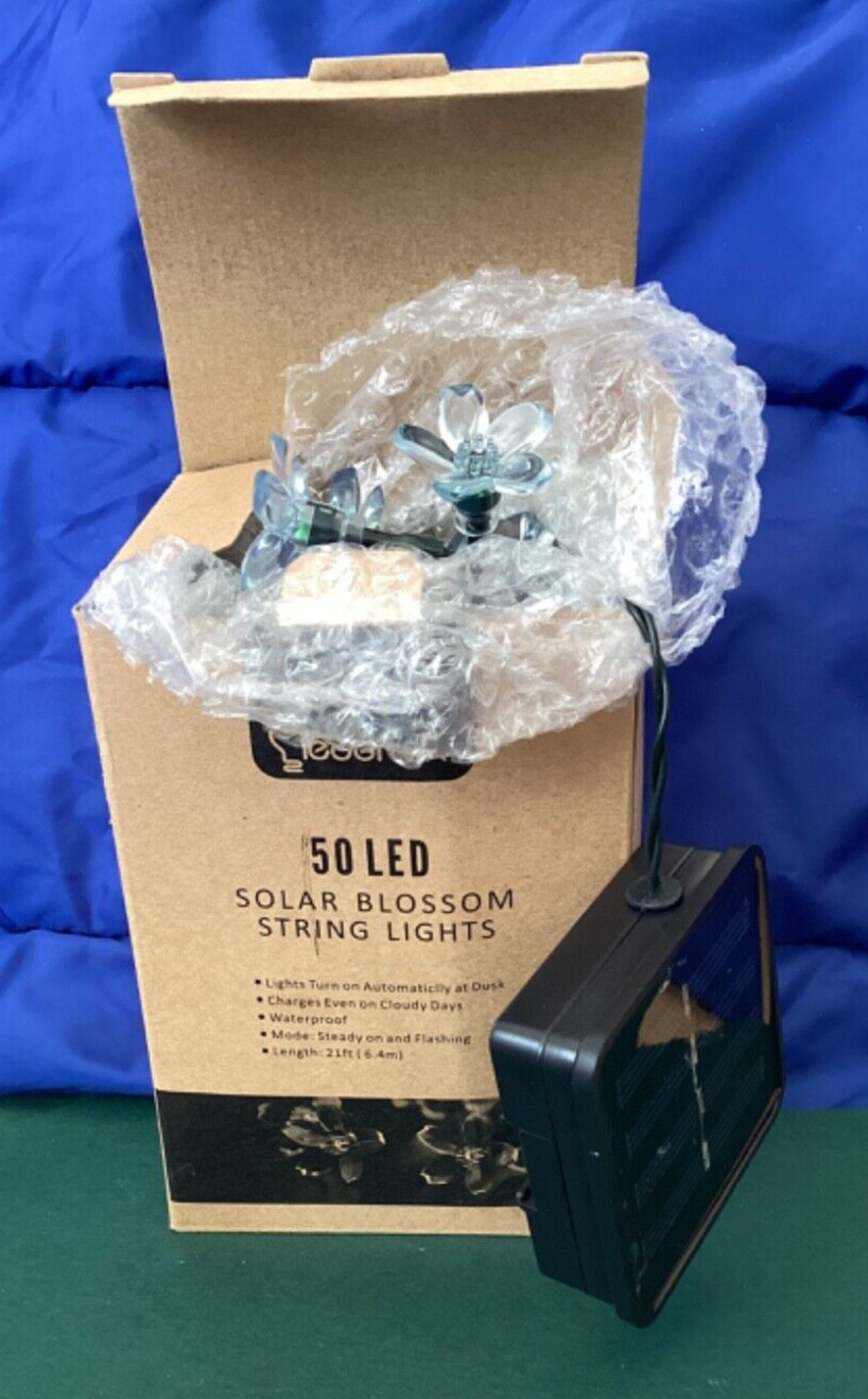lederTEK 50 LED Solar Blossom String Lights 21 foot Unused in Original Box gallery