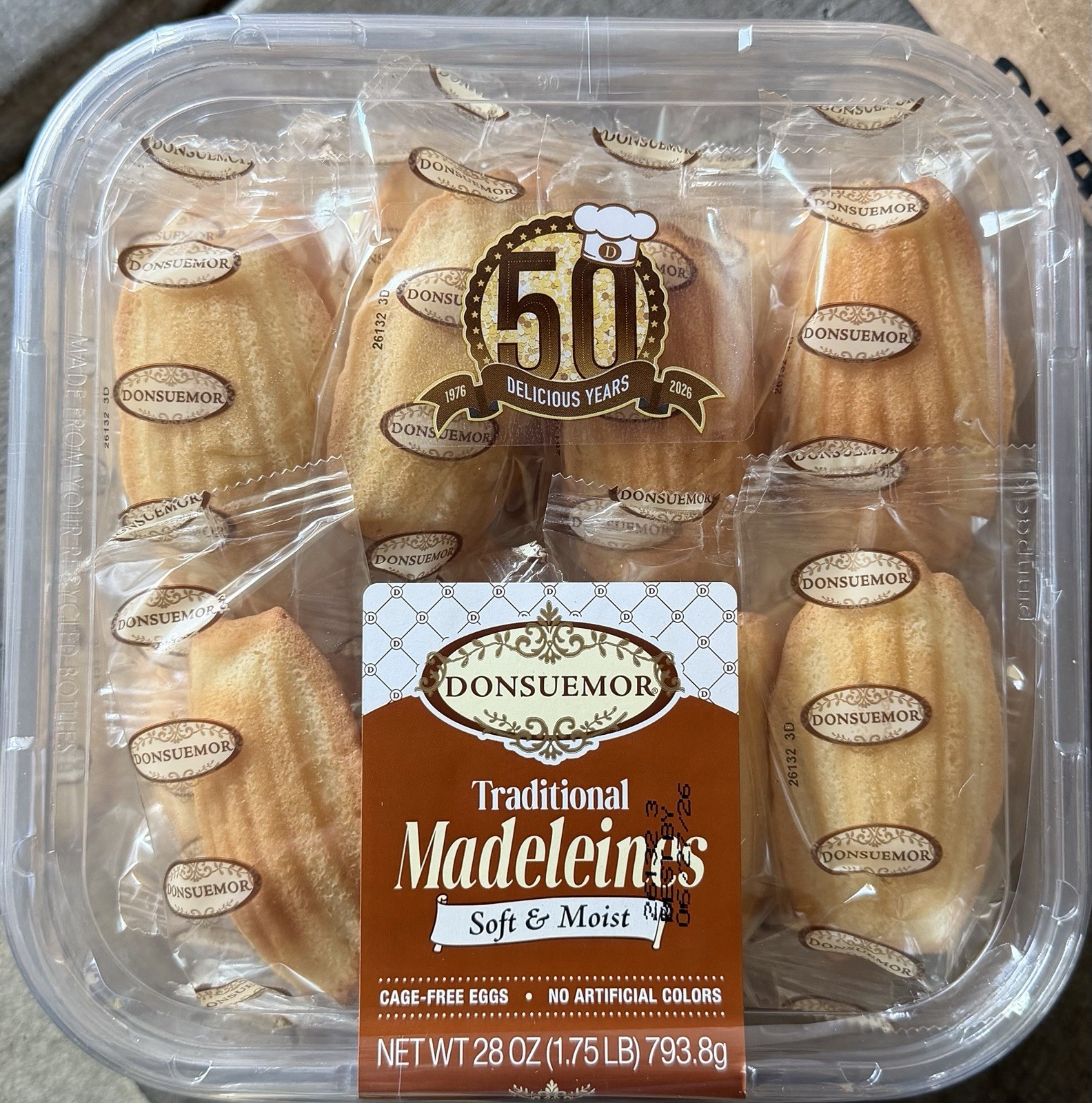 Donsuemor Traditional Madeleines - 28 Individually Wrapped - 28 Oz Total gallery