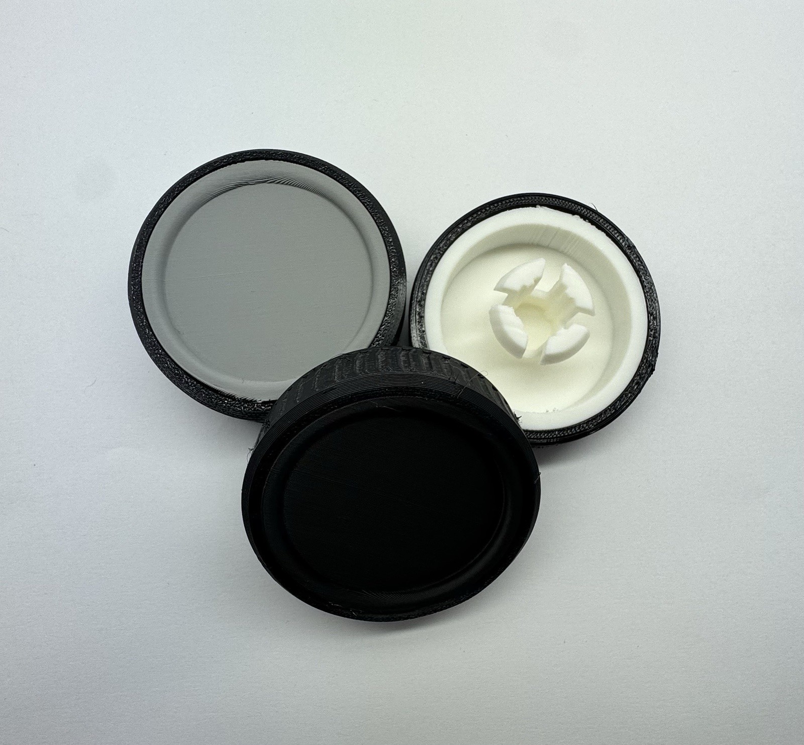 1 or 2 Pack Replacement Wheels for Ryobi Stick Vacuum (PCL720K / PBLSV716) gallery