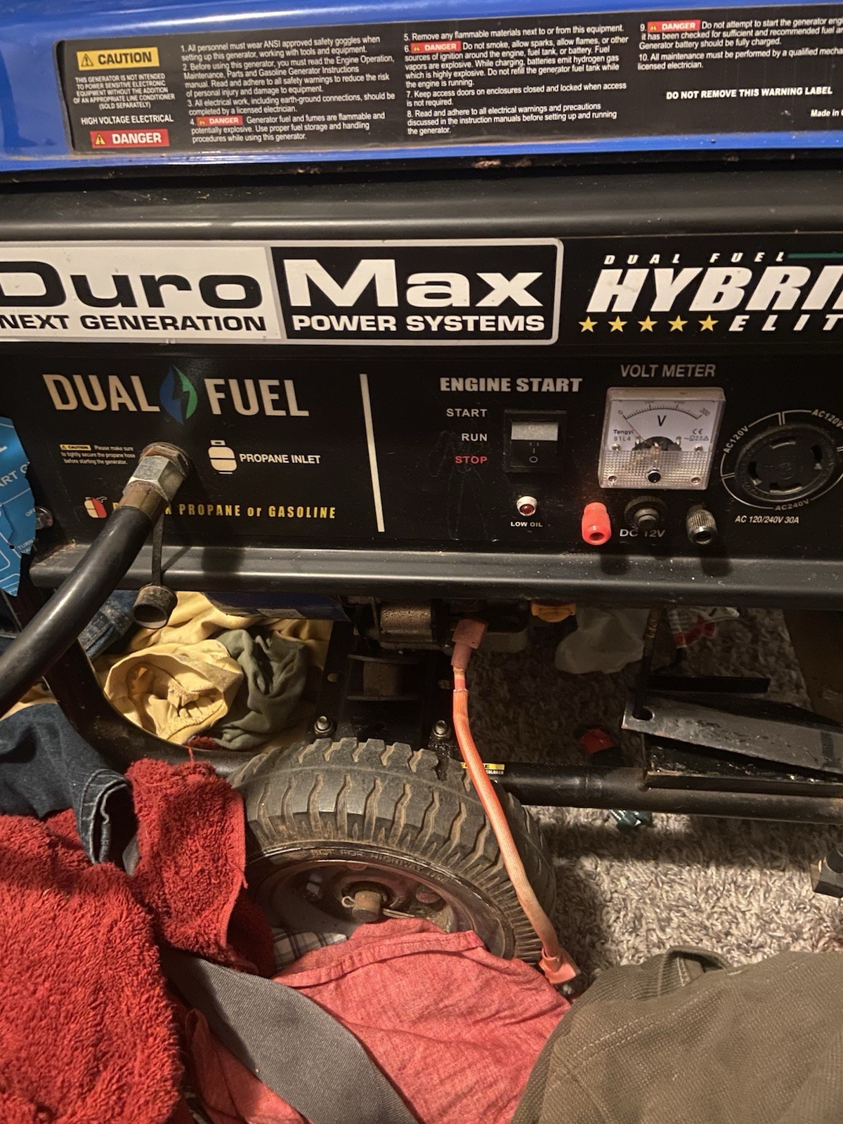 DuroMax XP5500EH Dual Fuel Portable Generator Electric Start 120/240V Blue gallery
