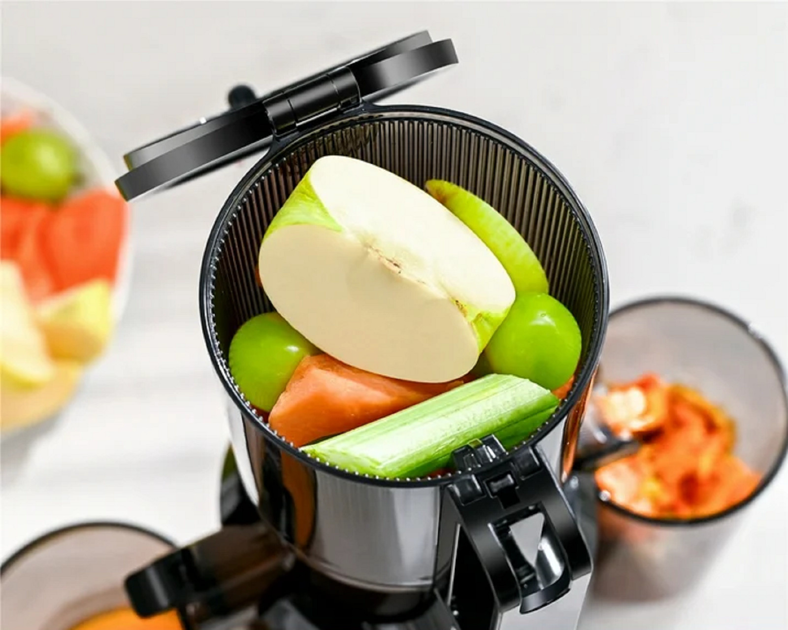 Fretta M1 Slow Masticating Juicer Machines with 4.25" Feed Chute, Cold Press gallery
