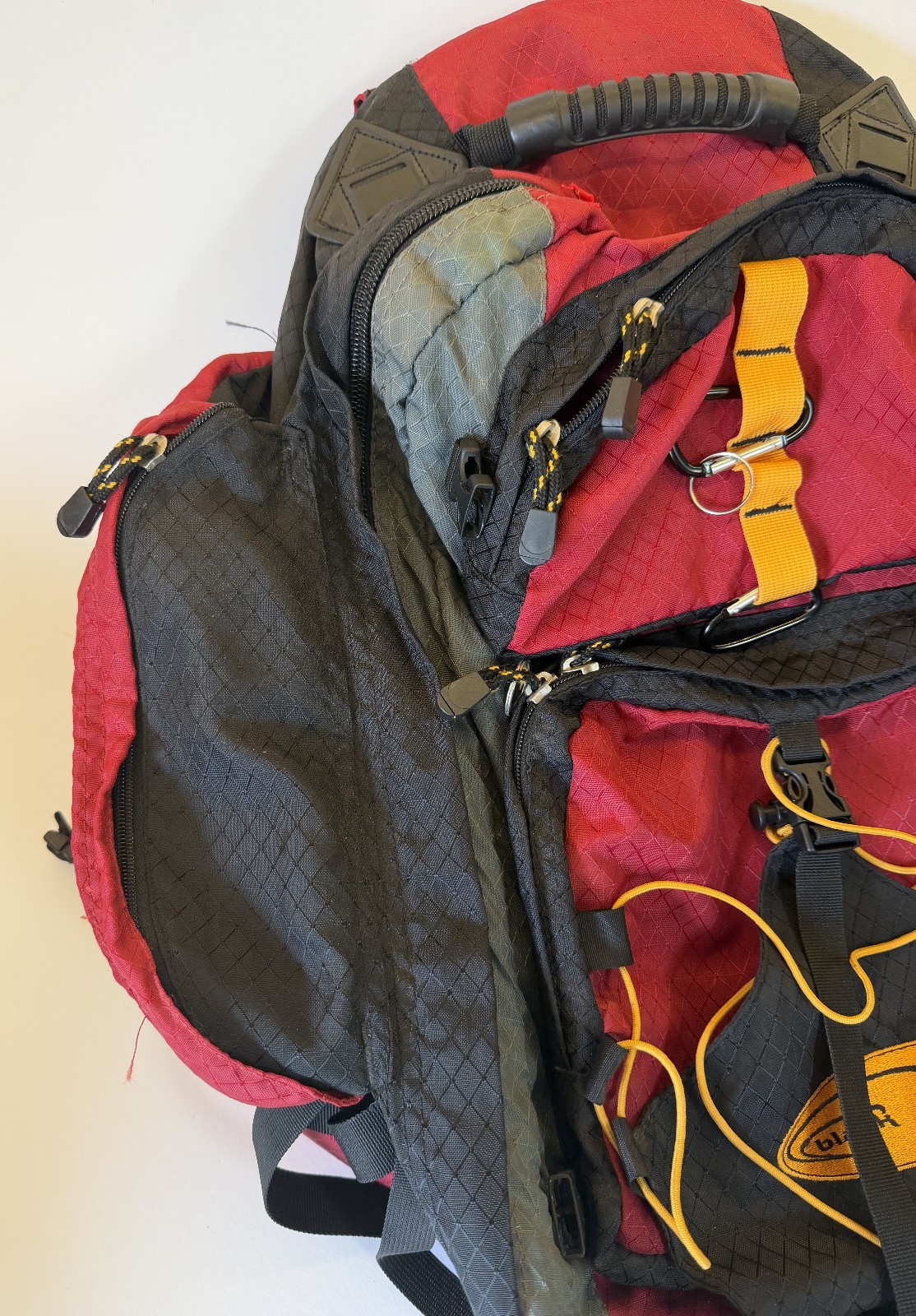 Black Sheep Alpine Internal Frame Hiking Backpack Red Black Multi-Compartment 2