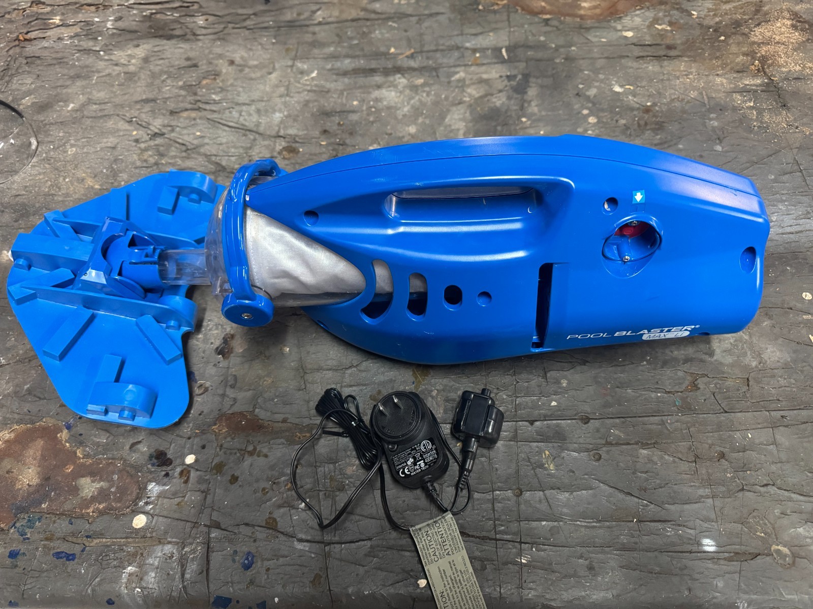 Water Tech 30000ML Battery Powered Blaster Max Vacuum gallery