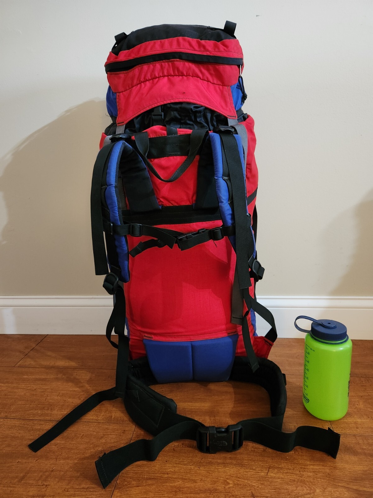 North Face 50 Liter Vintage Climbing Backpack 2