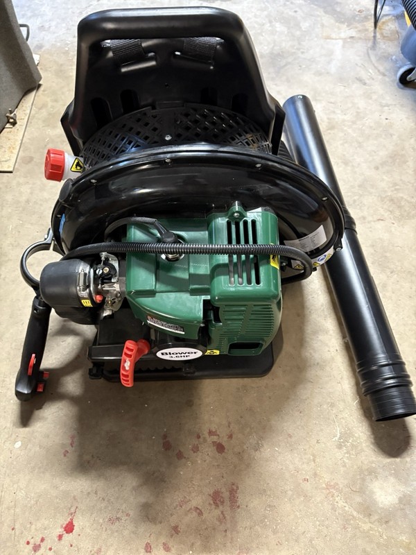 Gas Backpack Leaf Blower 2-Stroke 750CFM Green/Black Mode# 90210009-15 gallery