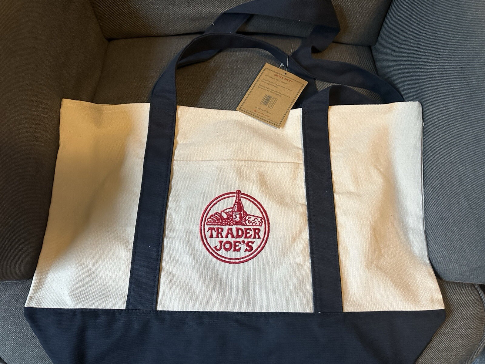 Trader Joe's Canvas Bag (2x Available, Pricing For Both) NWT gallery