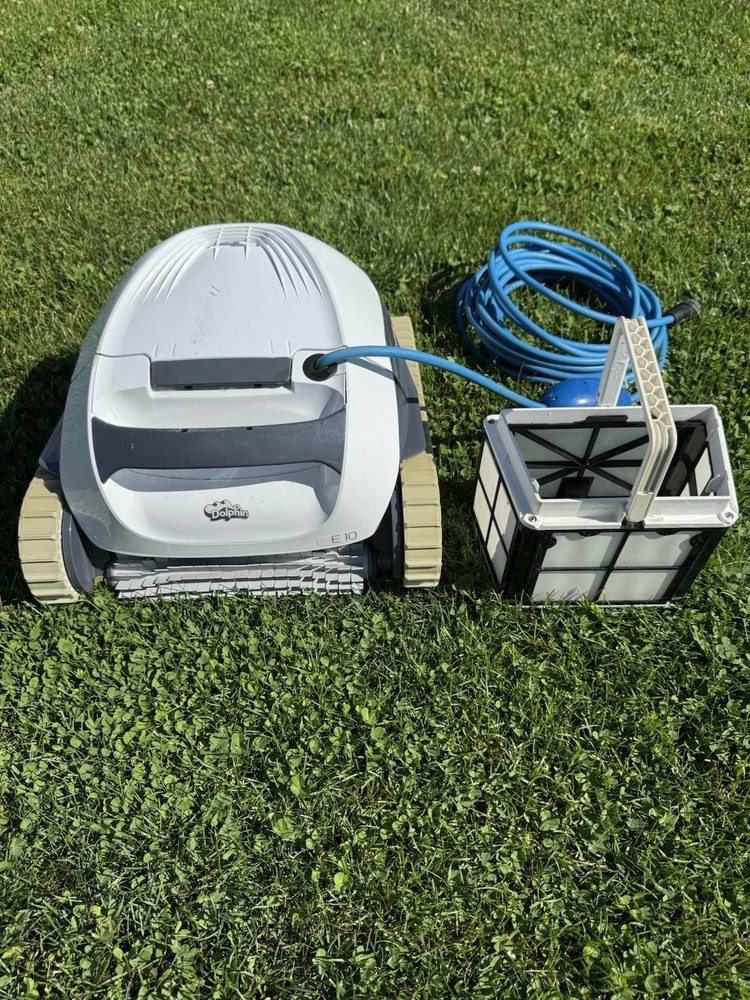 Maytronics Dolphin E10 Above Ground Pool Cleaner (USED)