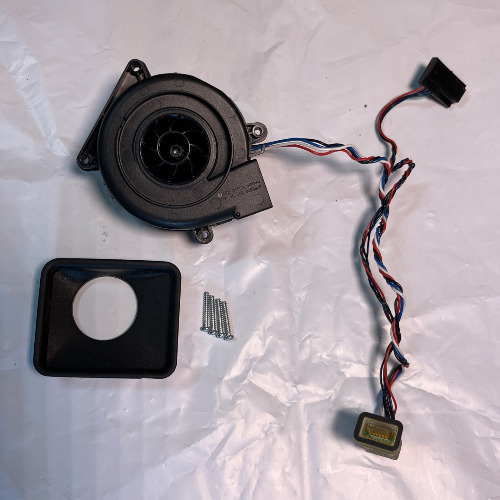 OEM Roomba Combo J7+ Cleaning Head Module Suction Motor + Sensor High Power gallery