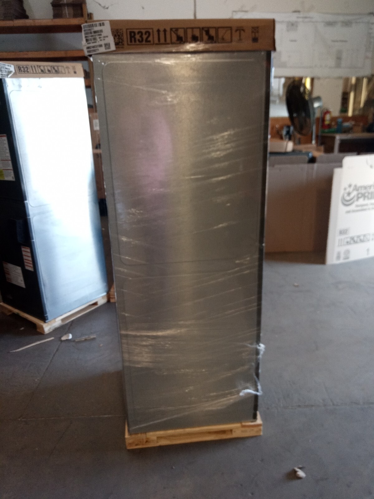 Goodman 4 TON Multi-Positional Air Handling Unit, AMST48CU1300, Scratch & Dent gallery