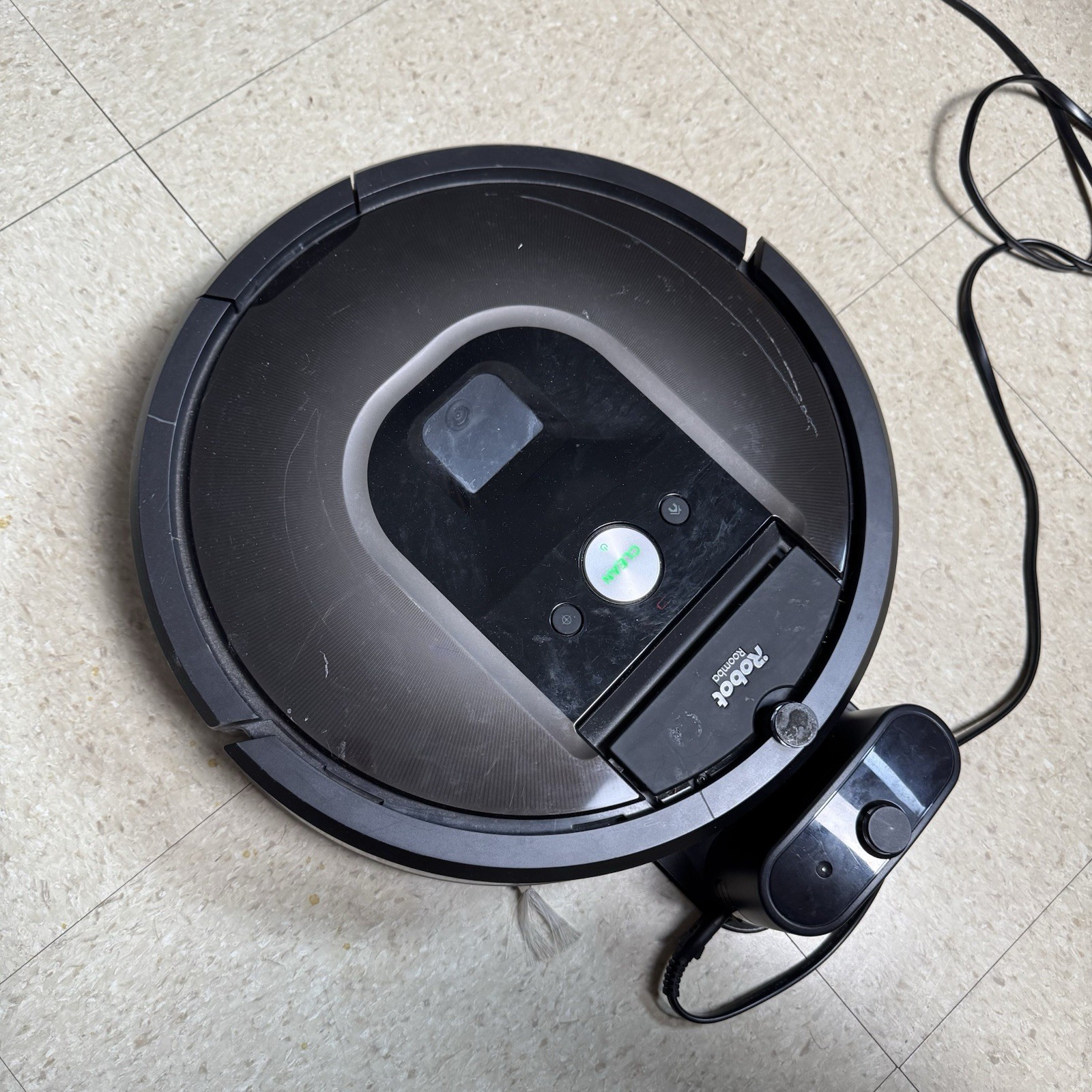 iRobot Roomba 980 Robot Vacuum With Dock And Battery Charging Cable See Video gallery