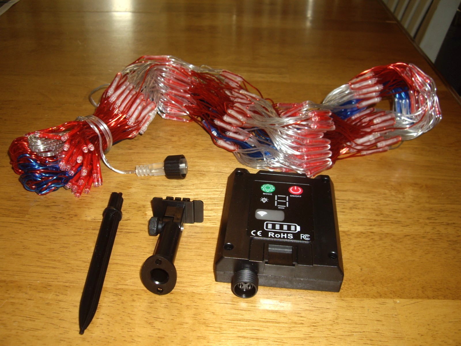T19 Solar Red White & Blue String Fairy? Lights Rohs Control Patriotic July 4th gallery