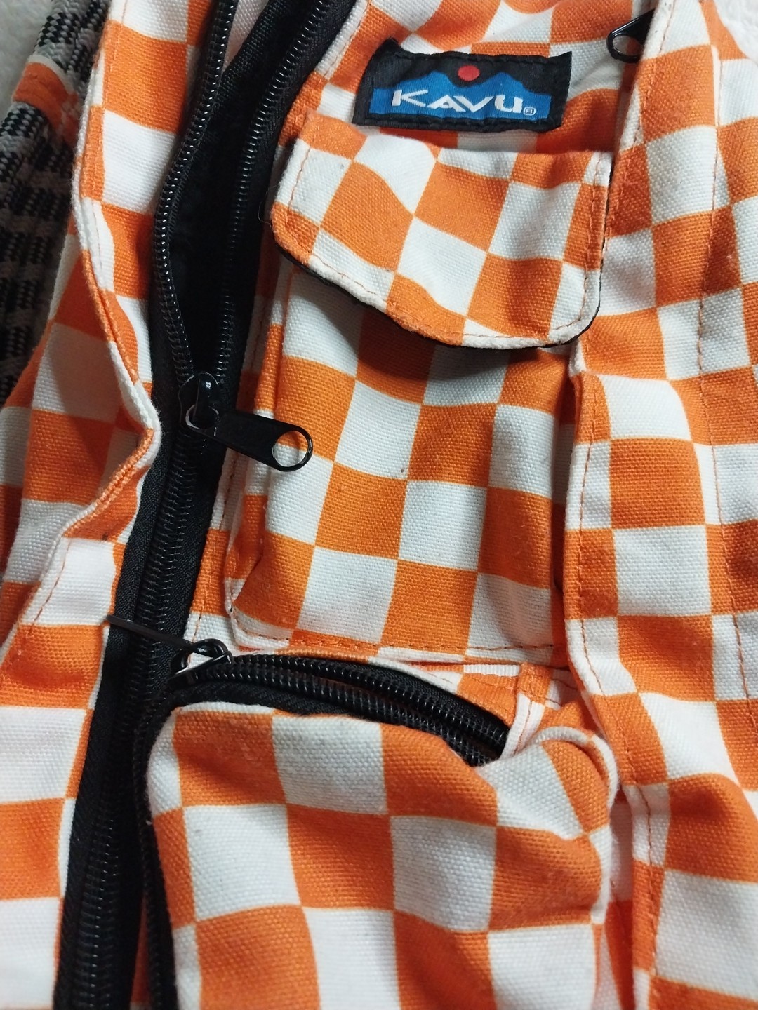 Kavu Sling Bag Backpack Orange White Checked Adjustable Strap Zip Pockets 4