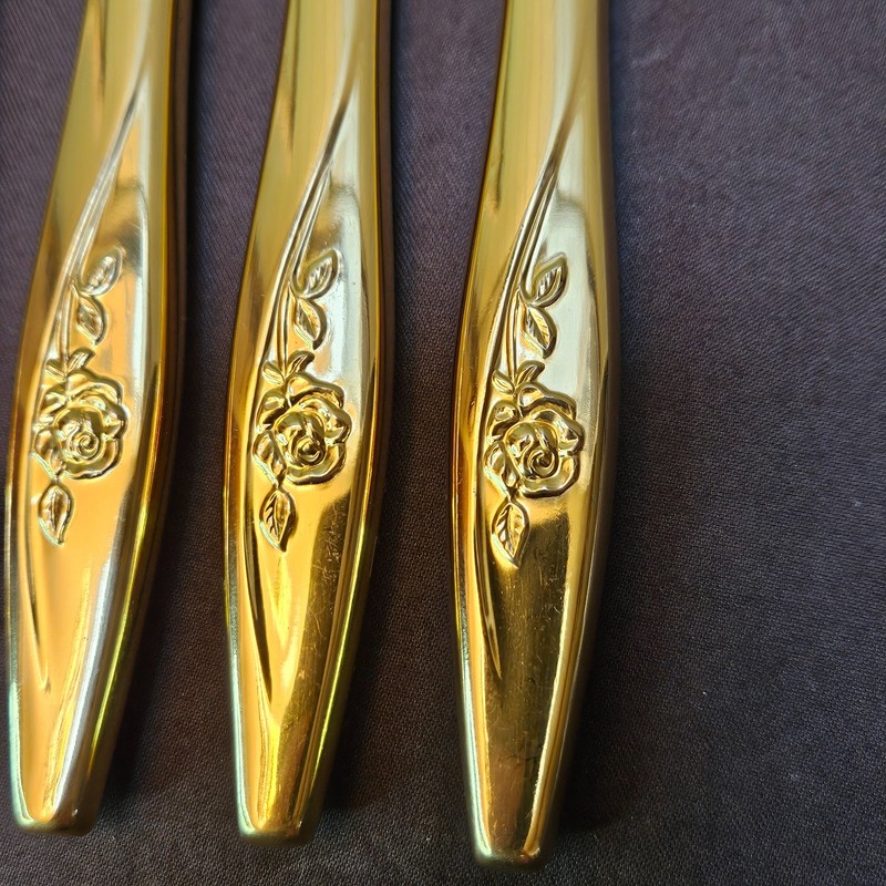 Oneida LASTING ROSE Stainless Flatware Gold Plated Handle Dinner Knife Lot of 4 gallery