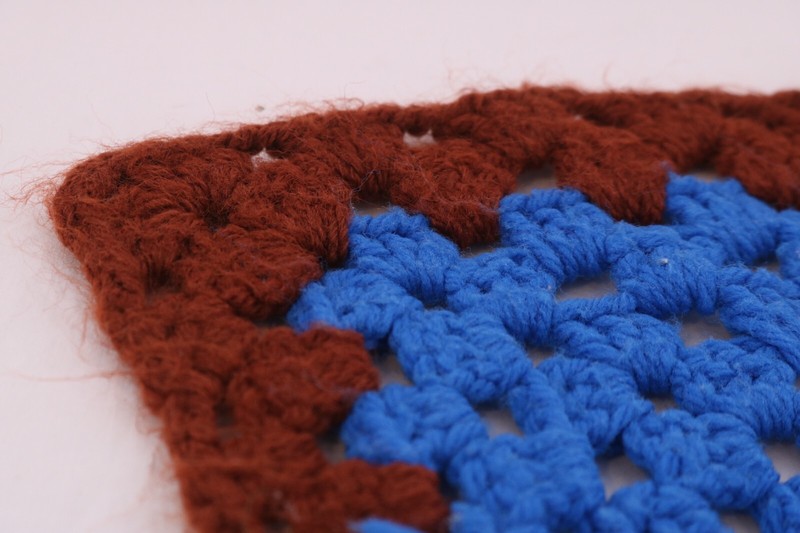 Vintage Crochet Granny Square Pattern Brown Knit quilt Afghan Throw Soft Blanket gallery