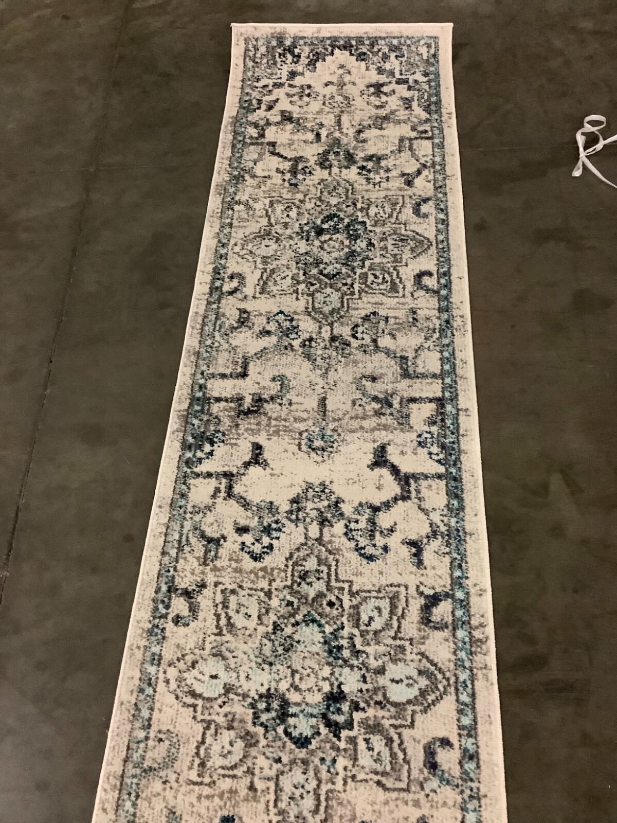 IVORY / GREY 2'-0" x 8'-0" Back Stain Rug, Reduced Price 1172668715 MAD473C-28 gallery