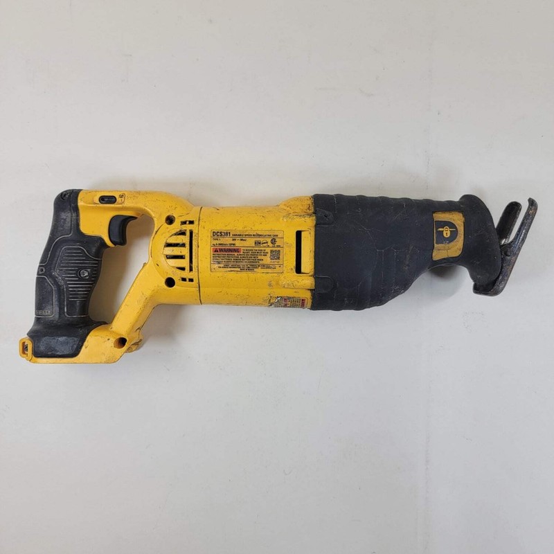 DeWalt DCS381 20V Type 1 Variable Speed Reciprocating Saw gallery