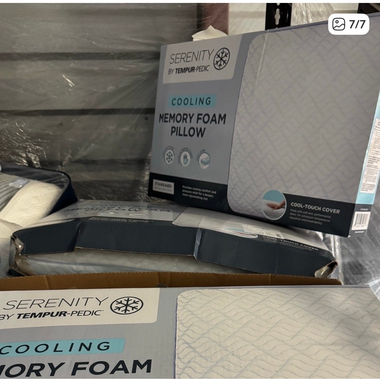 Serenity Cooling Memory Foam Pillow gallery