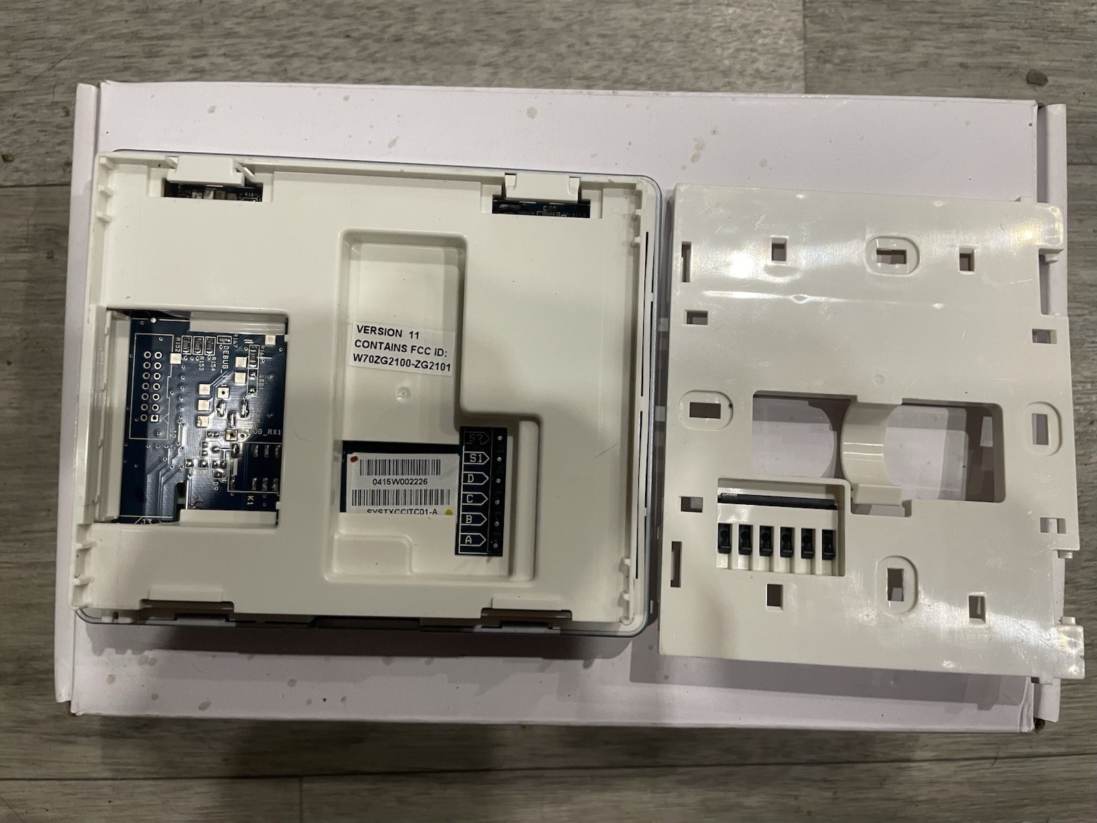 Carrier Programmable Thermostat Infinity SYSTXCCITC01-A Version 11 (T5) gallery