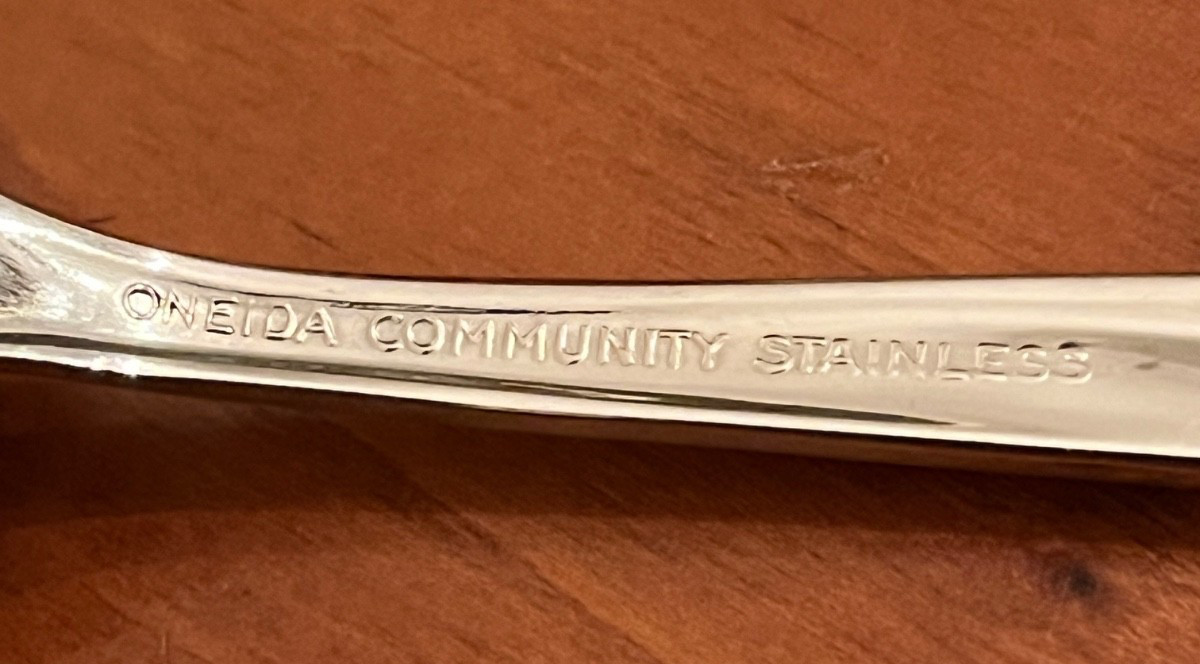 Oneida Community Stainless Twin Star Choice gallery