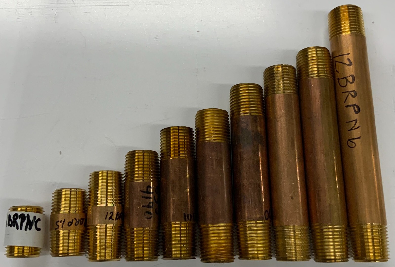 1/2" Brass Pipe Nipple NPT Threaded Both Ends gallery