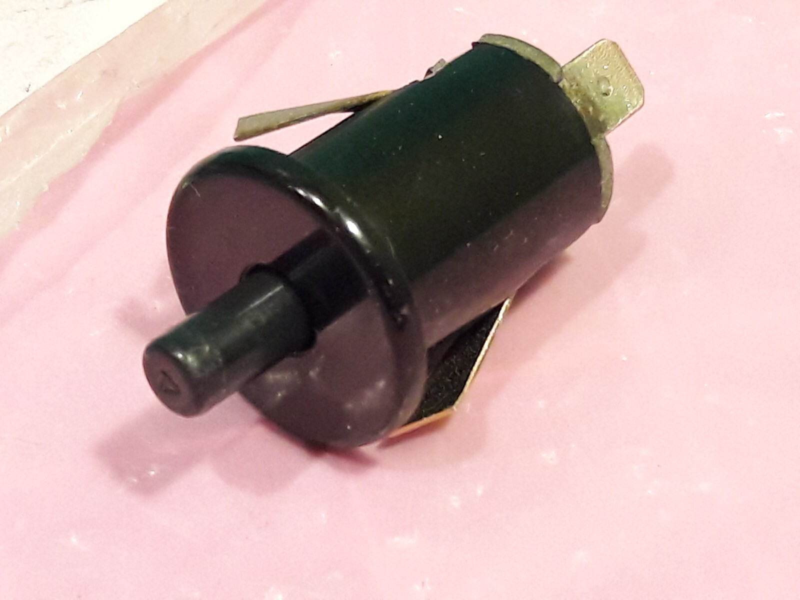 FACTORY PART IN A FACTORY BAG - GE RANGE DOOR LIGHT SWITCH WB24X381 - 60 DAYS gallery