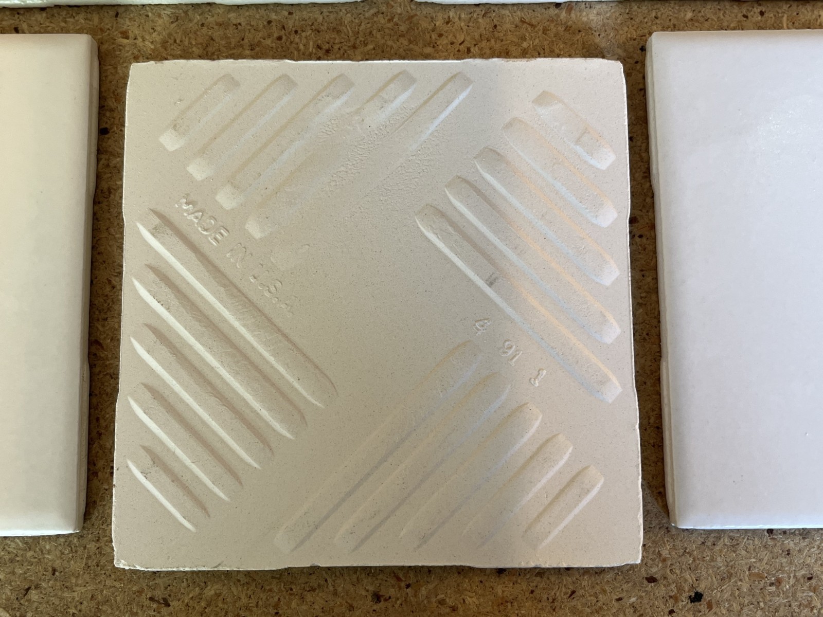 5 Pc White 4-1/4" x 4-1/4" Ceramic Tile Matte White United States Tile Co U273 gallery