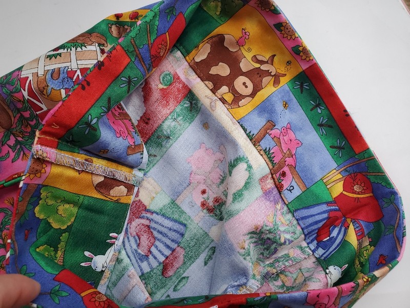 ‘’Back yard” print Cotton blend Fabric Design Child/Baby Sz handmade pillowcases gallery