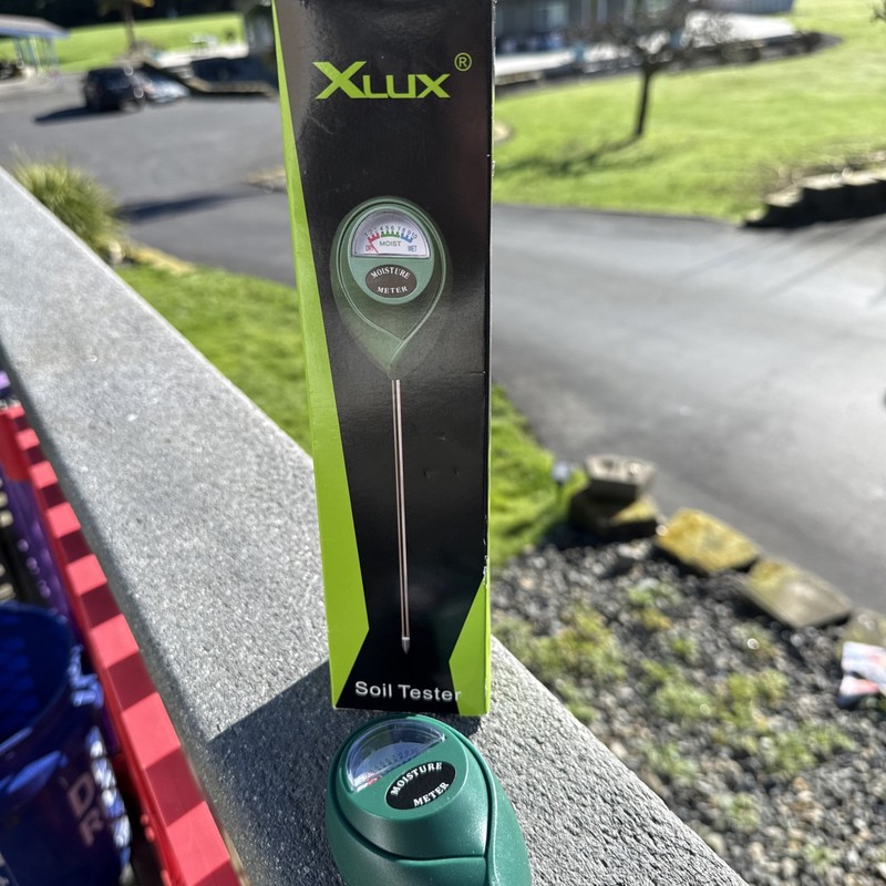 XLUX T0001 Soil Moisture Sensor Meter - Green No Batteries Required. gallery