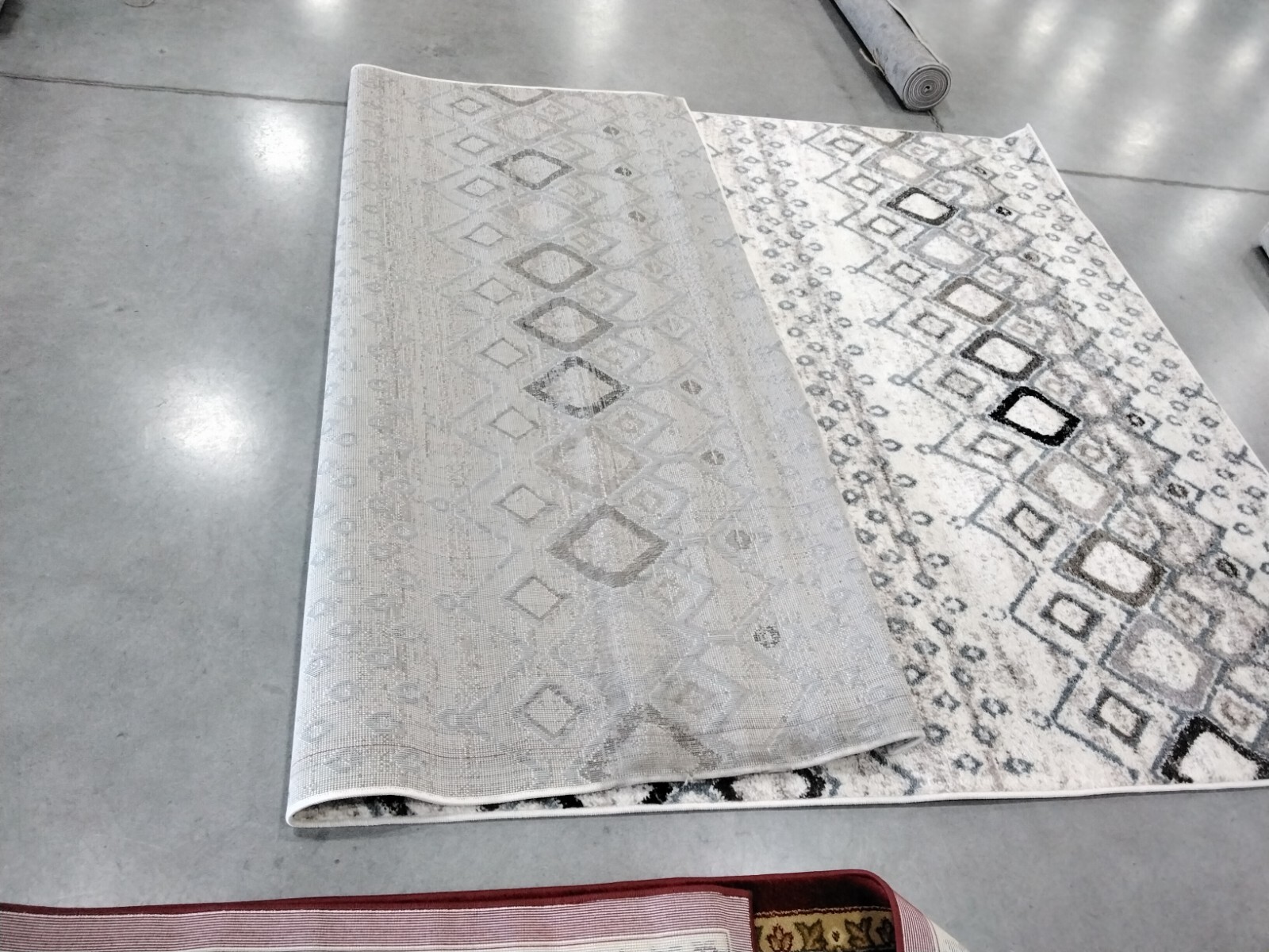 IVORY / GREY 6'-7" x 9'-2" Back Stain Rug, Reduced Price 1172764021 AMS108A-7 gallery