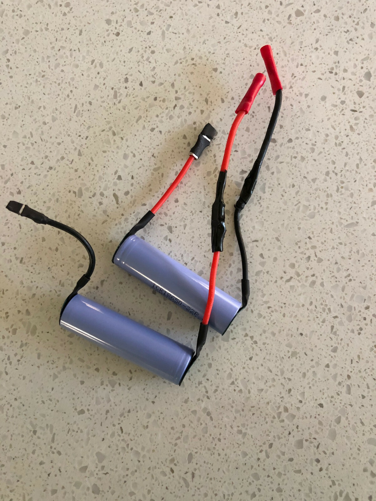 Swiffer Battery-2 cells -7.2 volt 2-cell pack L 4000 Model  Lithium Ion 2200 mAh gallery