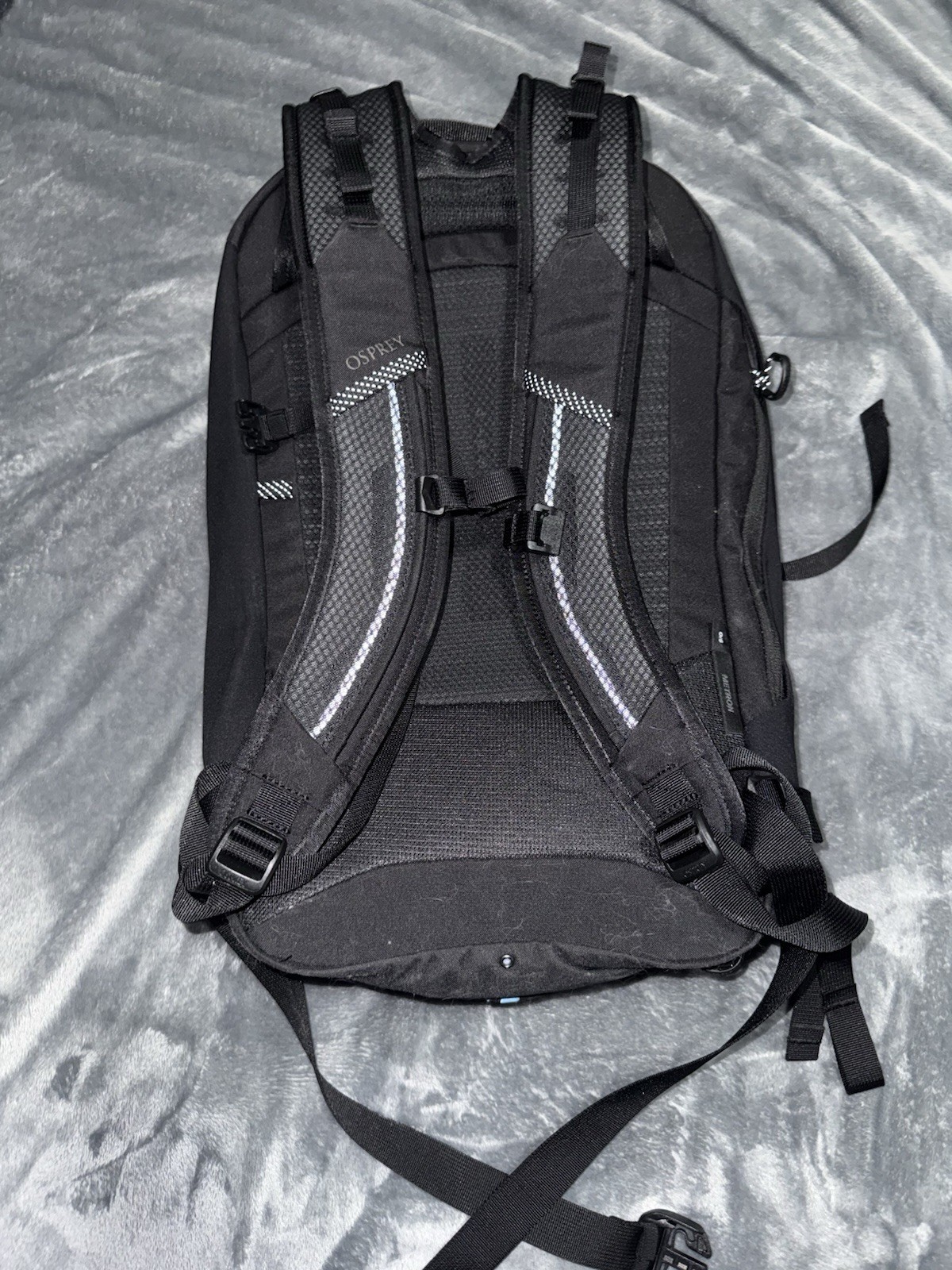  Black Osprey Metron 24L 2