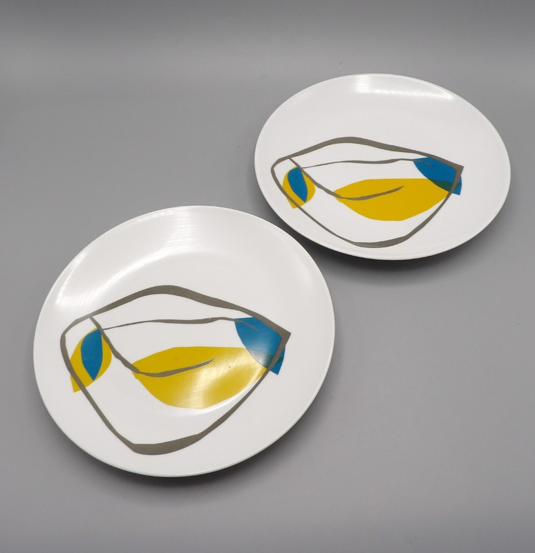 Crate & Barrel CB2 Salad Plates Abstract Leaf Design Set of 2 gallery
