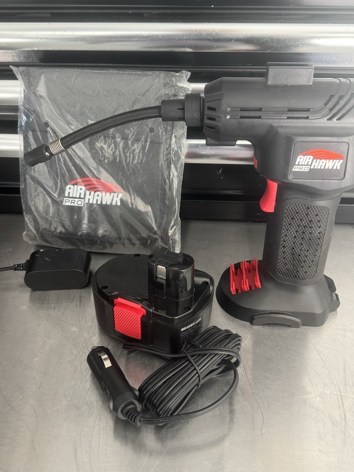 Ontel 980096321 Air Hawk Pro Automatic Cordless Tire Inflator In Original Box gallery