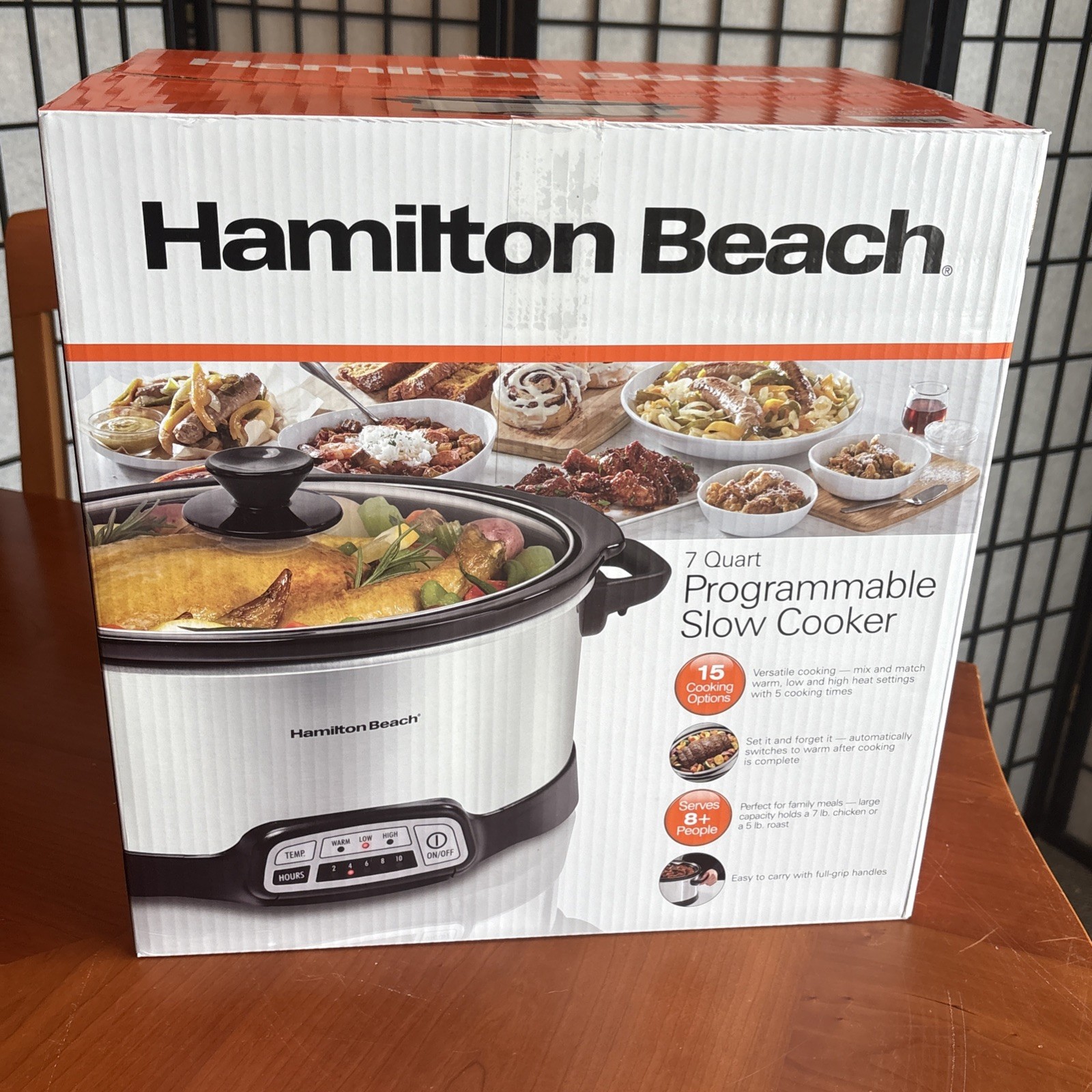 Hamilton Beach - 33473G - 7 Quart Programmable Slow Cooker - BRAND NEW gallery