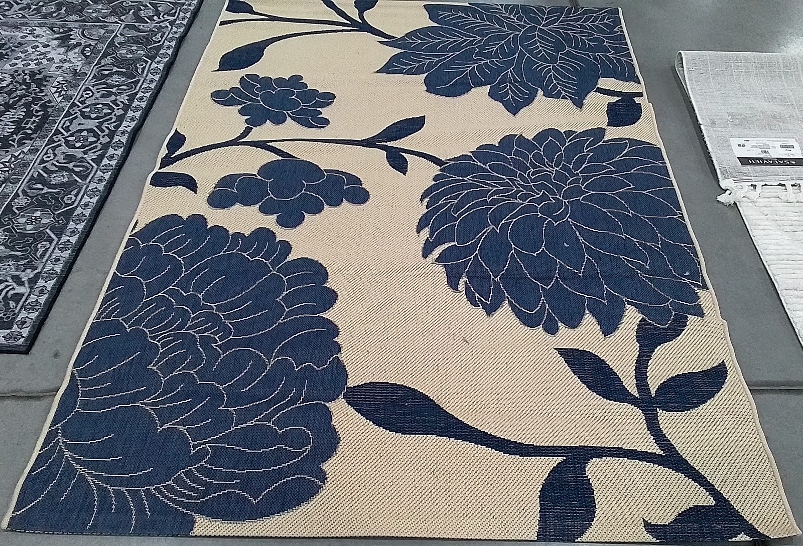 BEIGE/BLUE 5'-3" x 7'-7" Back Stain Rug Reduced Price 1172799803 CY7321-233A25-5 gallery