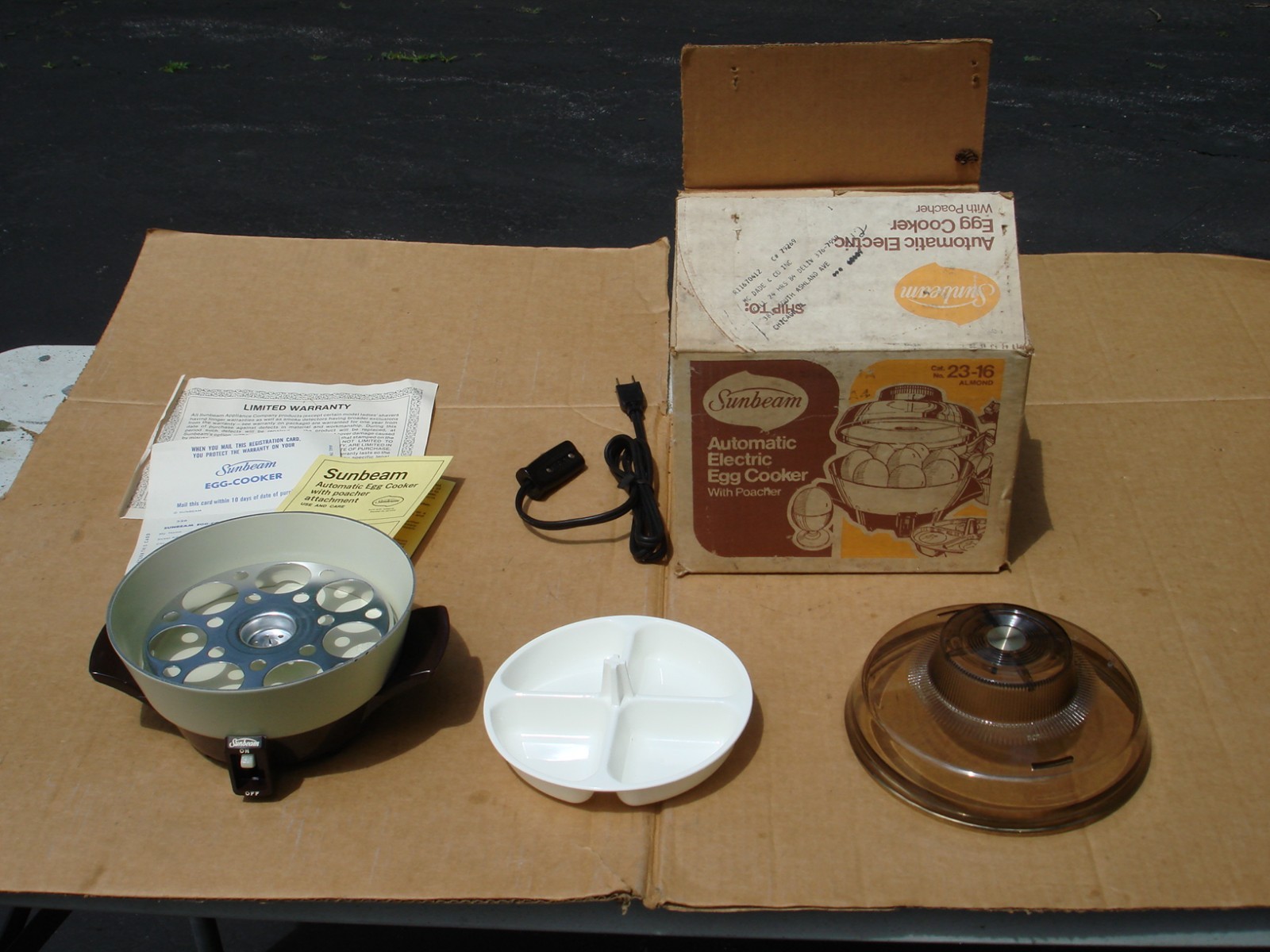 VTG Sunbeam Automatic EGG Cooker With Poacher Model 23-16 EXCLLNT W/Box Wks gallery