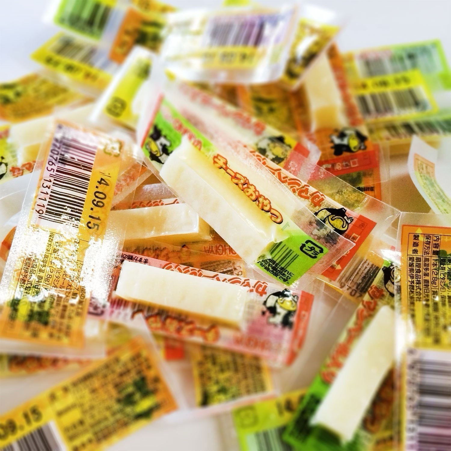 100pcs Japanese Snack Set Cheese Oyatsu & Oyatsu Calpas (50 Each) gallery