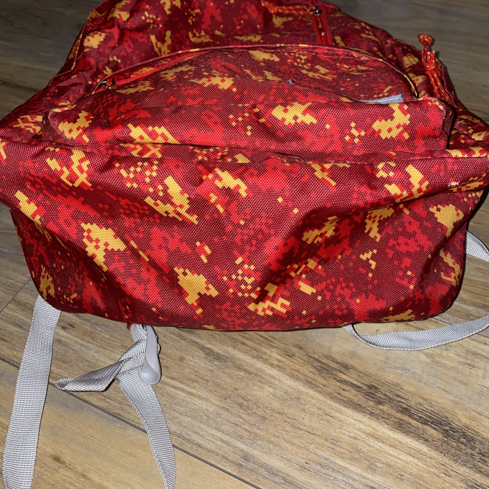 Columbia Lightweight Backpack Red Pixel Camo 2