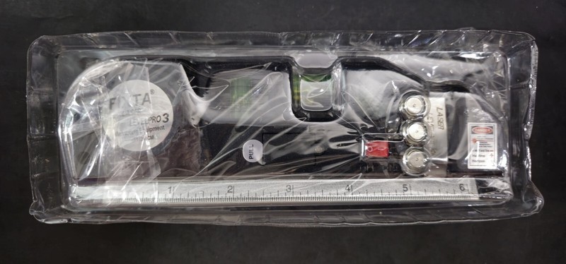 Laser Level Pro 3 Horizontal Vertical 8FT 250cm Measuring Tape Ruler & Batteries gallery