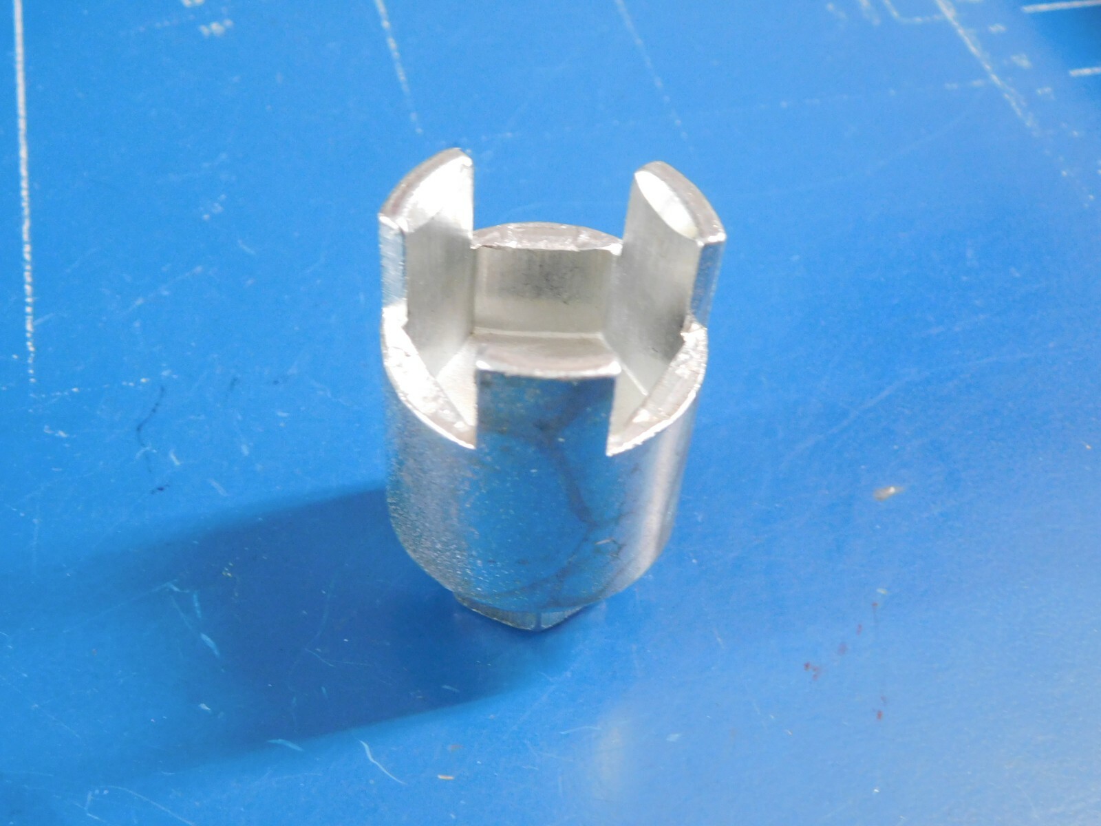 CLUTCH REMOVAL TOOL FOR HUSQVARNA CHAINSAW 357 359 ------------- UP 664 gallery