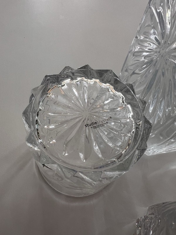 Godinger Studio Crystal Whiskey Decanter Set 34 oz Stopper 5pc gallery