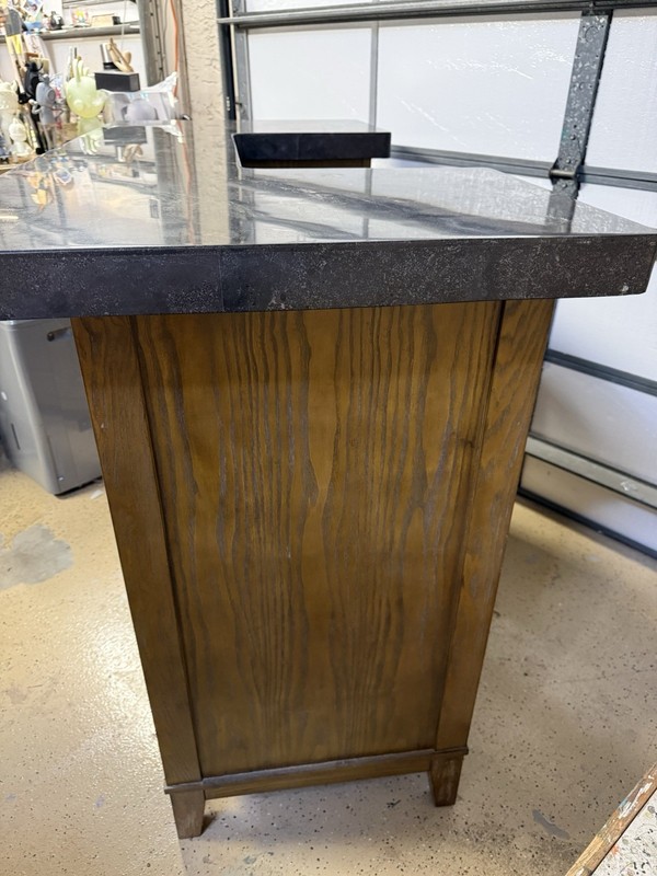 Montibello Bluestone Marble Pattern Home bar gallery