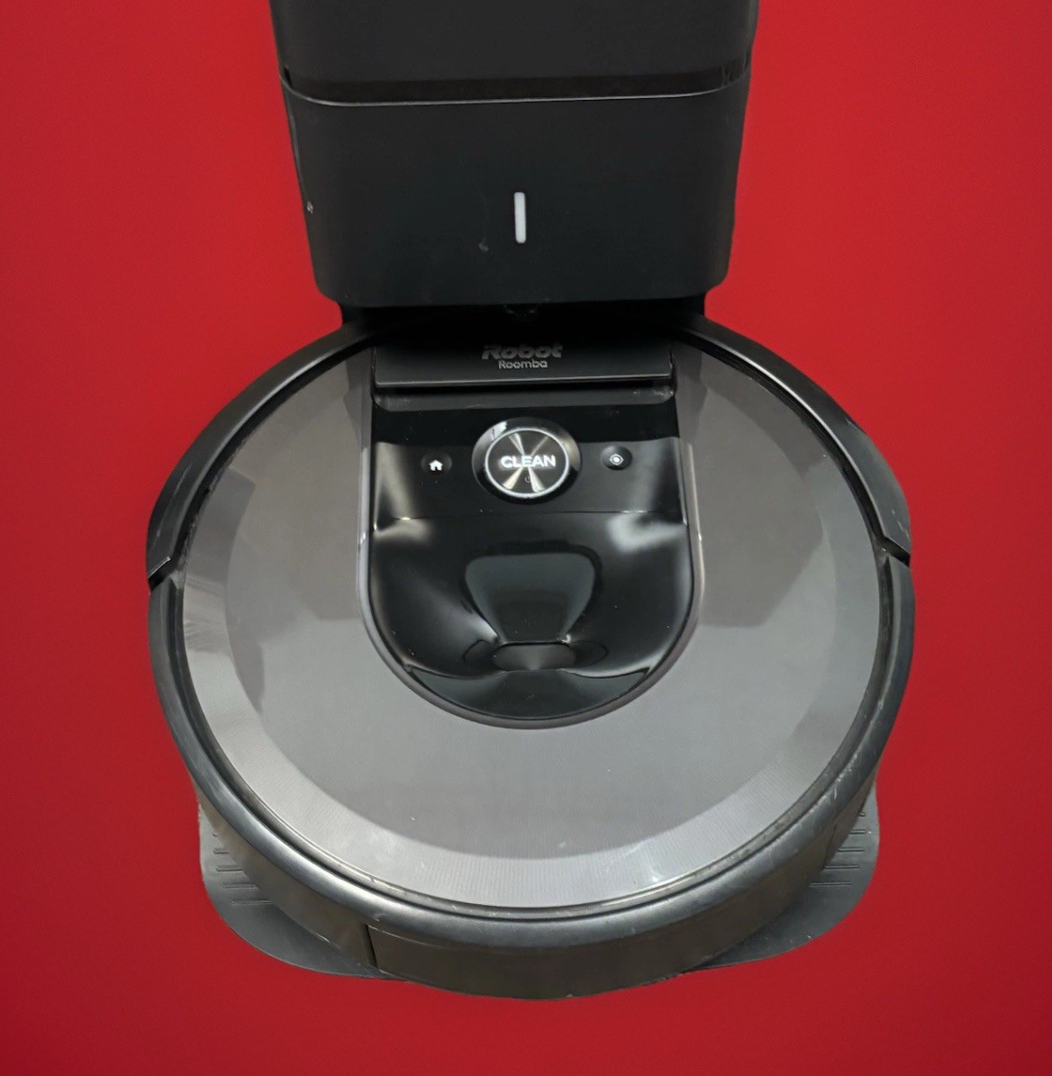 iRobot Roomba i7 (7150) Wi-Fi Connected Robot Vacuum Cleaner gallery