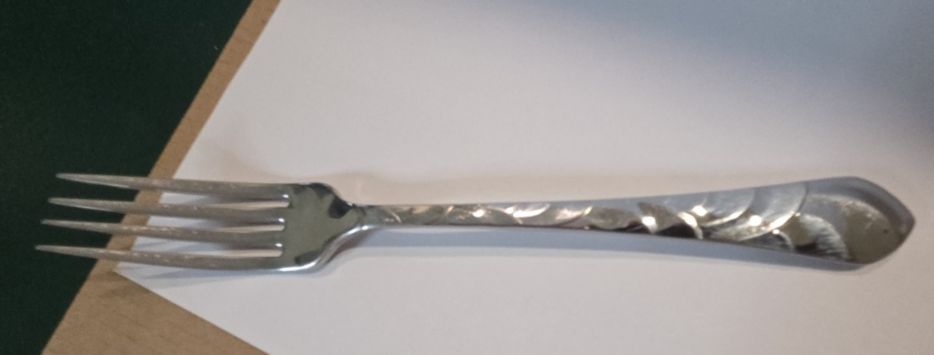 (1) One Stainless Community by Oneida PACIFIC TIDE Dinner Fork 7 3/4" +MORE gallery