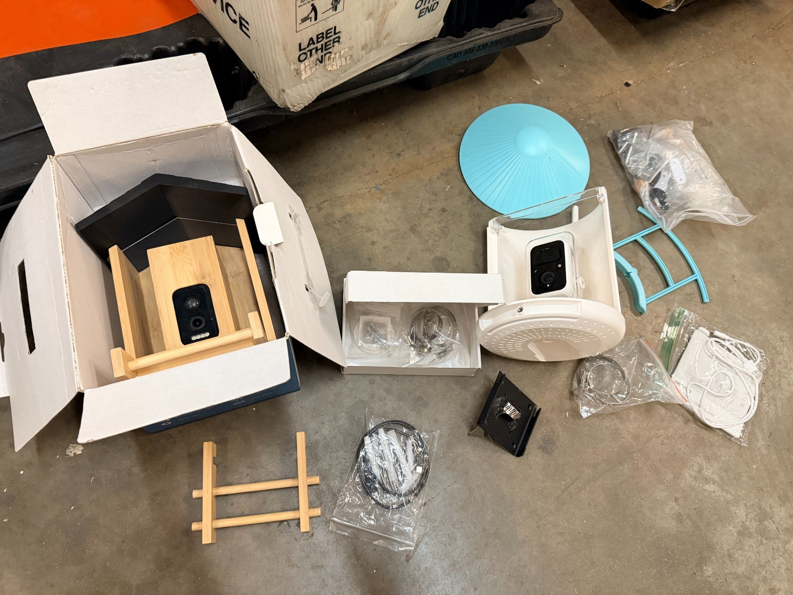 Bird Feeder Accessories Lot, Solar Panels, Cameras, Cables and mounting tools gallery