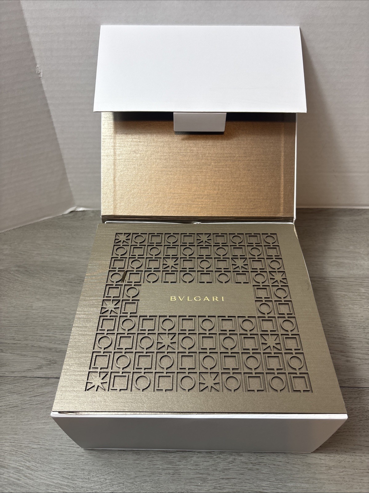 BVLGARI Empty Cologne Jewelry Gift Storage Box 8.5 X 8.75 X 4.5 Bvlgari Display gallery