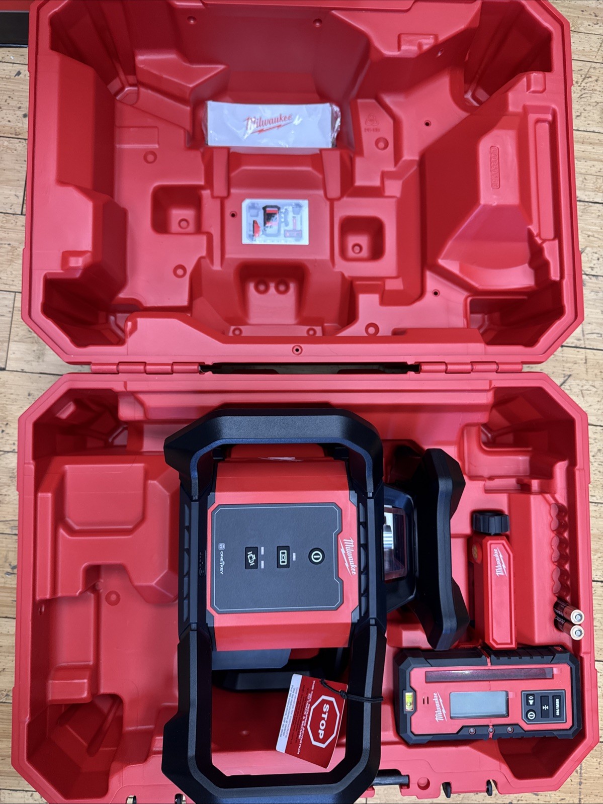 Milwaukee 3701-20 M18 Red Exterior Rotary Laser Level 2,000 Ft. W/ Receiver gallery