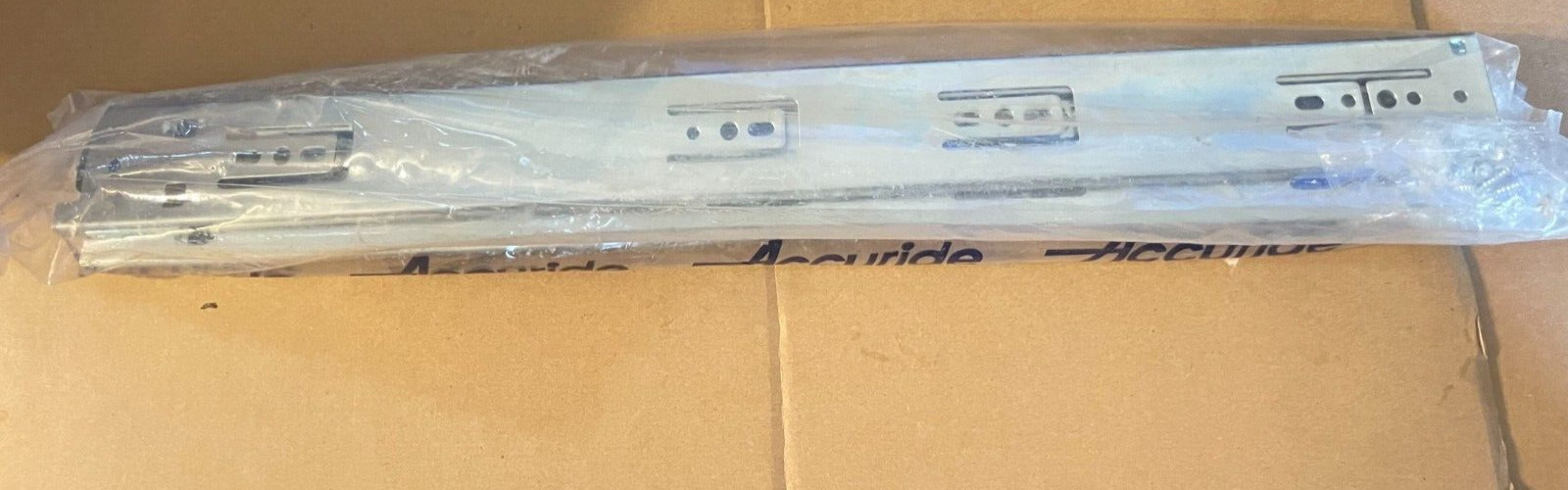 Accuride Full Extension Drawer Slide W/ Self-Close 3832-E20SCD 20"L, Full Ext gallery