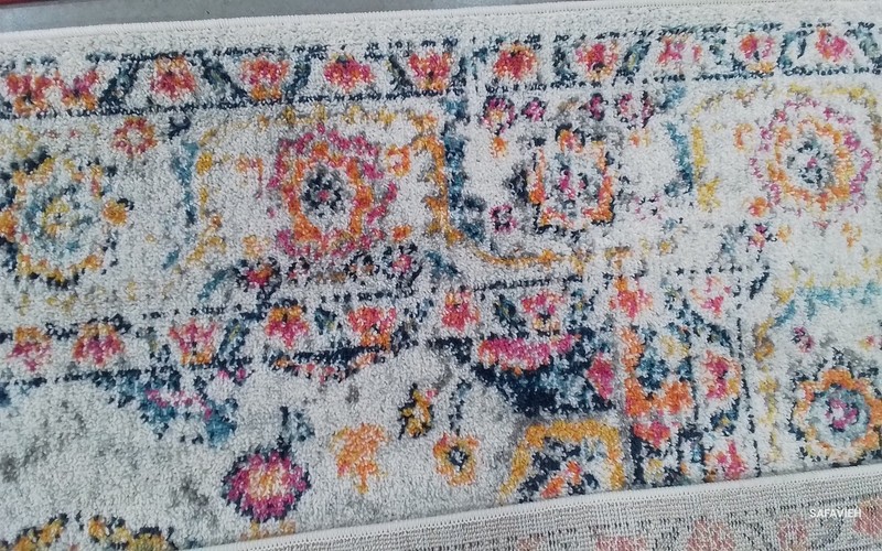 FUCHSIA / IVORY 5'-3" x 7'-6" Back Stain Rug, Reduced Price 1172802046 MAD603R-5 gallery