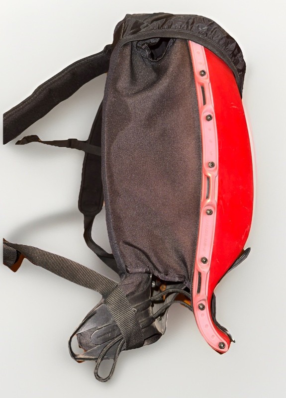 Vintage Boblbe-e Boblbee  Mentor Hardshell Backpack Red / Black 2